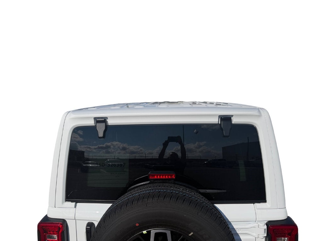 2027 Jeep Wrangler WRANGLER 4-DOOR SAHARA