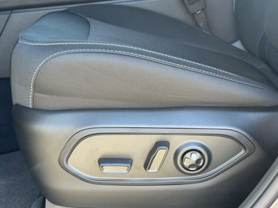 2025 Jeep Grand Cherokee GRAND CHEROKEE LAREDO X 4X2