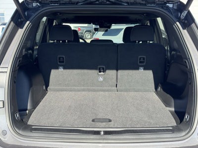 2025 Jeep Grand Cherokee GRAND CHEROKEE LAREDO X 4X2