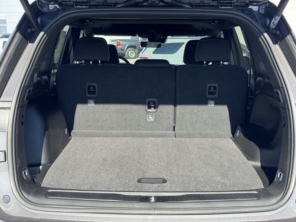 2025 Jeep Grand Cherokee GRAND CHEROKEE LAREDO X 4X2