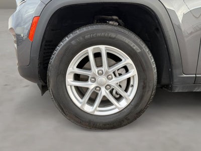 2025 Jeep Grand Cherokee Laredo X 4x2