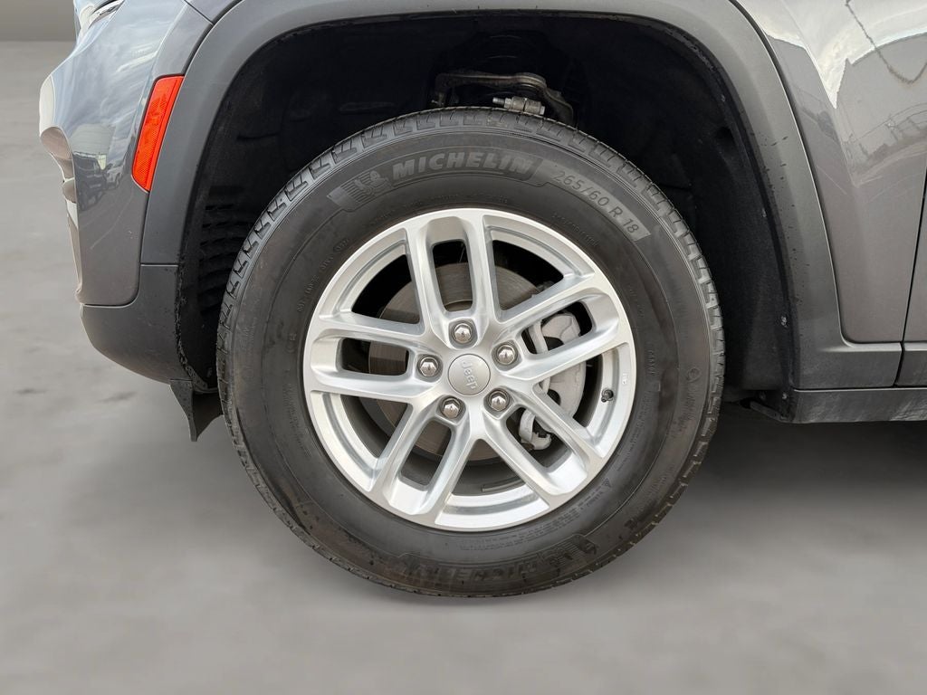 2025 Jeep Grand Cherokee Laredo X 4x2