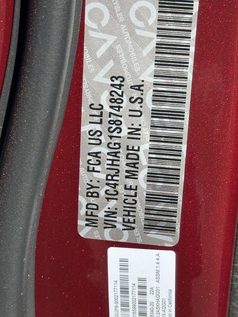 2025 Jeep Grand Cherokee GRAND CHEROKEE LAREDO X 4X4