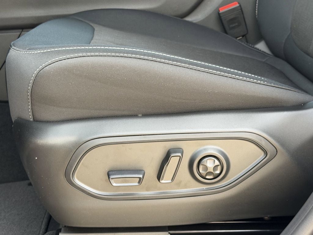 2026 Jeep Grand Cherokee GRAND CHEROKEE LAREDO 4X4