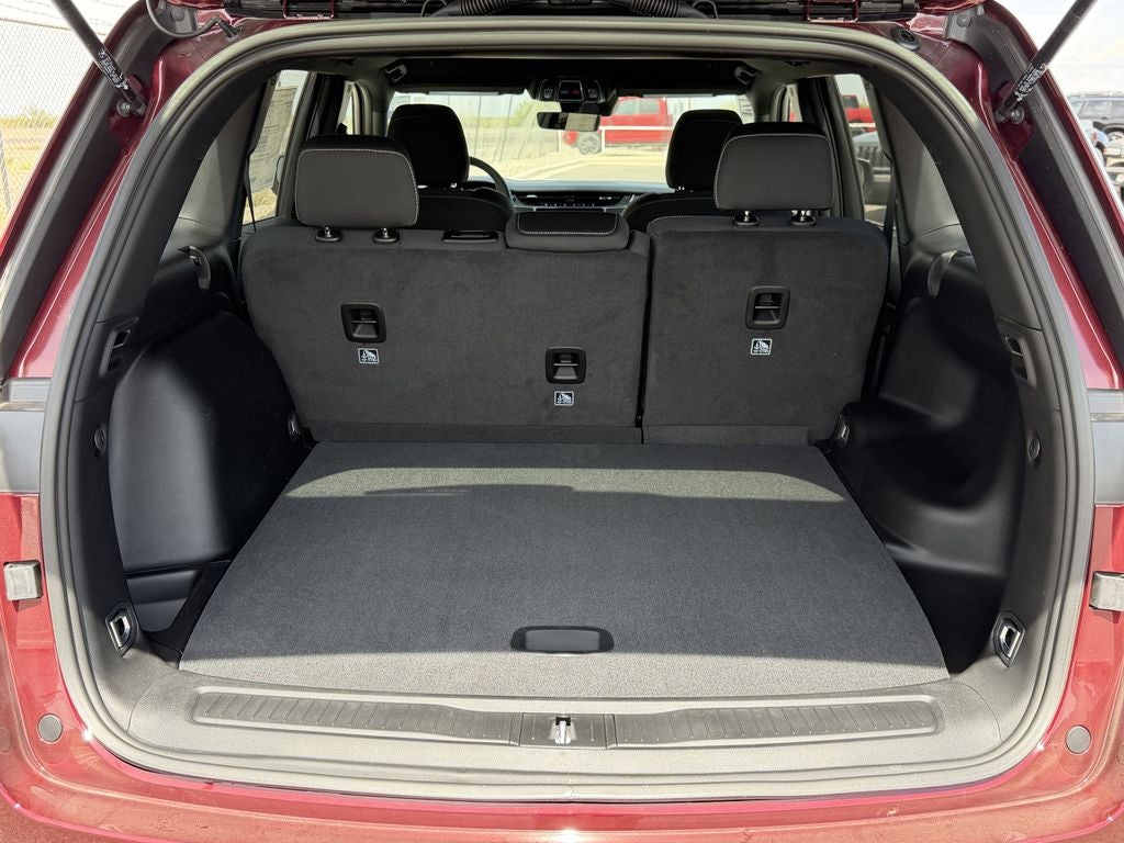 2026 Jeep Grand Cherokee GRAND CHEROKEE LAREDO 4X4