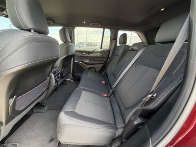 2026 Jeep Grand Cherokee GRAND CHEROKEE LAREDO 4X4