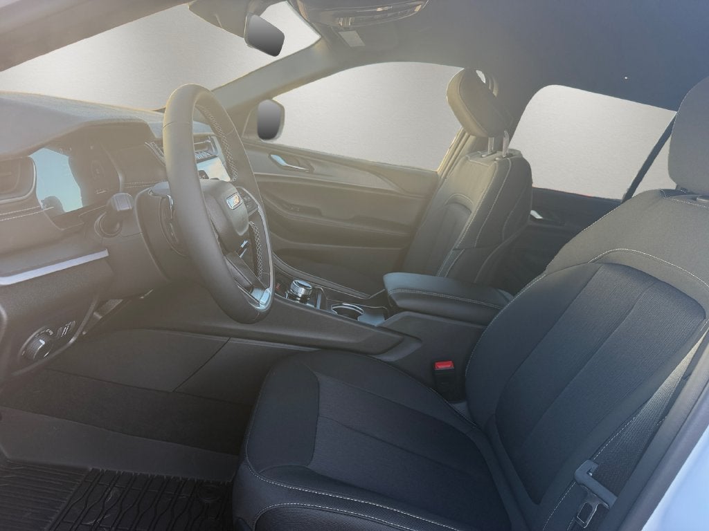 2027 Jeep Grand Cherokee GRAND CHEROKEE LAREDO 4X4