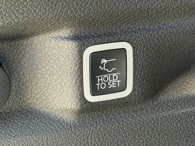 2026 Jeep Grand Cherokee GRAND CHEROKEE L LAREDO X 4X4