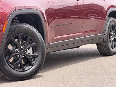 2026 Jeep Grand Cherokee GRAND CHEROKEE L LAREDO ALTITUDE 4X4