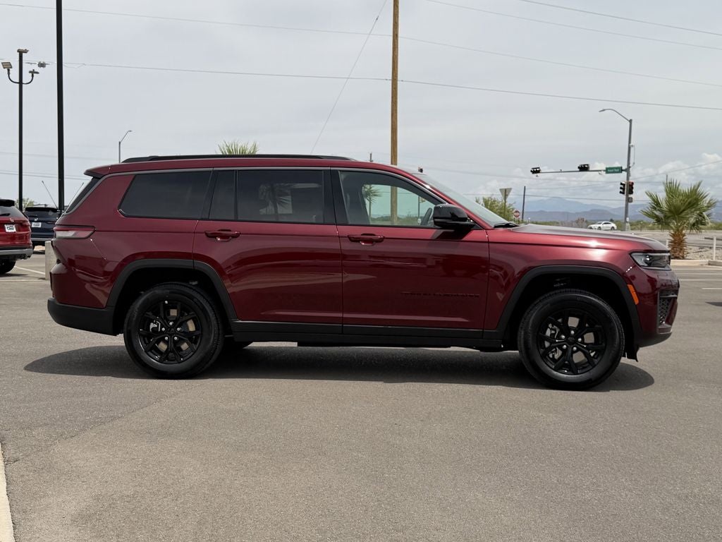 2026 Jeep Grand Cherokee GRAND CHEROKEE L LAREDO ALTITUDE 4X4