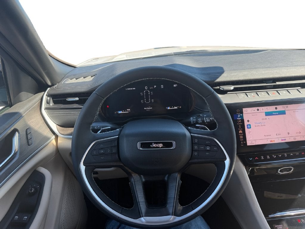 2027 Jeep Grand Cherokee GRAND CHEROKEE L LIMITED 4X4