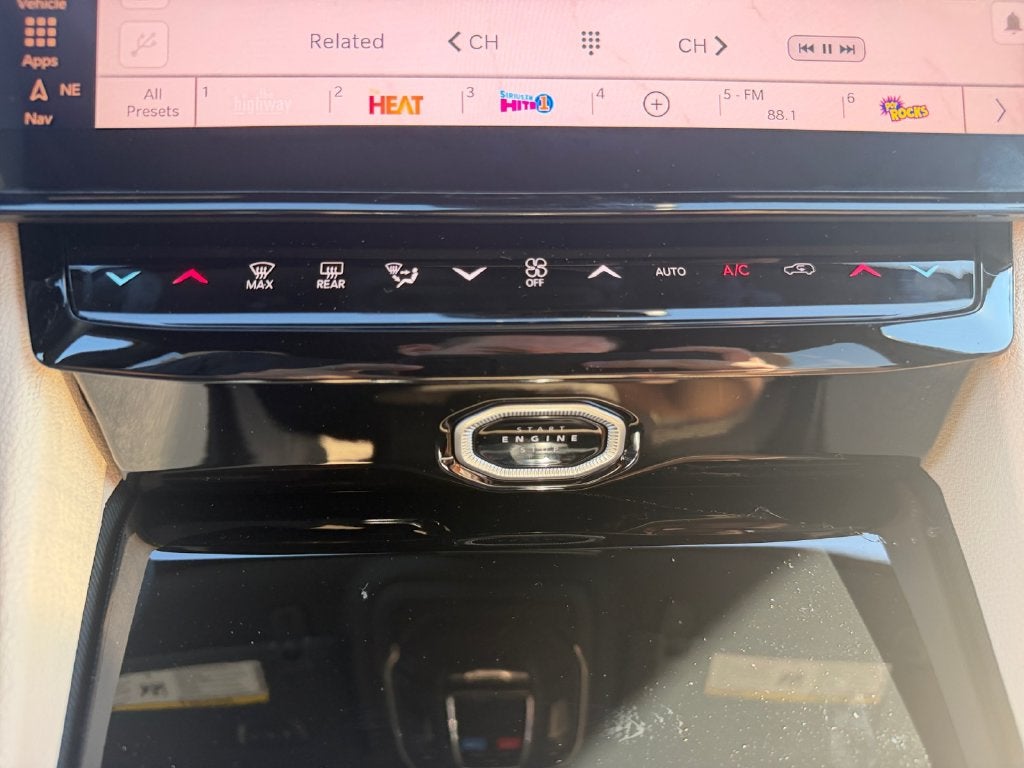 2027 Jeep Grand Cherokee GRAND CHEROKEE L LIMITED 4X4