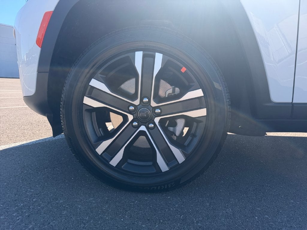 2027 Jeep Grand Cherokee GRAND CHEROKEE L LIMITED 4X4
