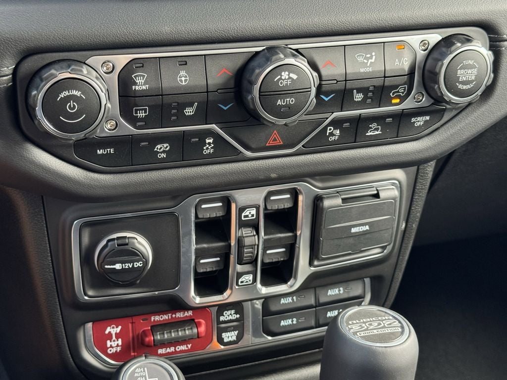 2025 Jeep Wrangler WRANGLER 4-DOOR RUBICON 392