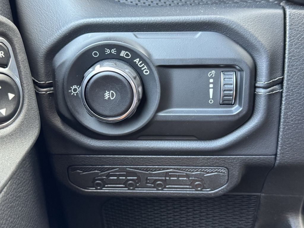 2025 Jeep Wrangler WRANGLER 4-DOOR RUBICON 392