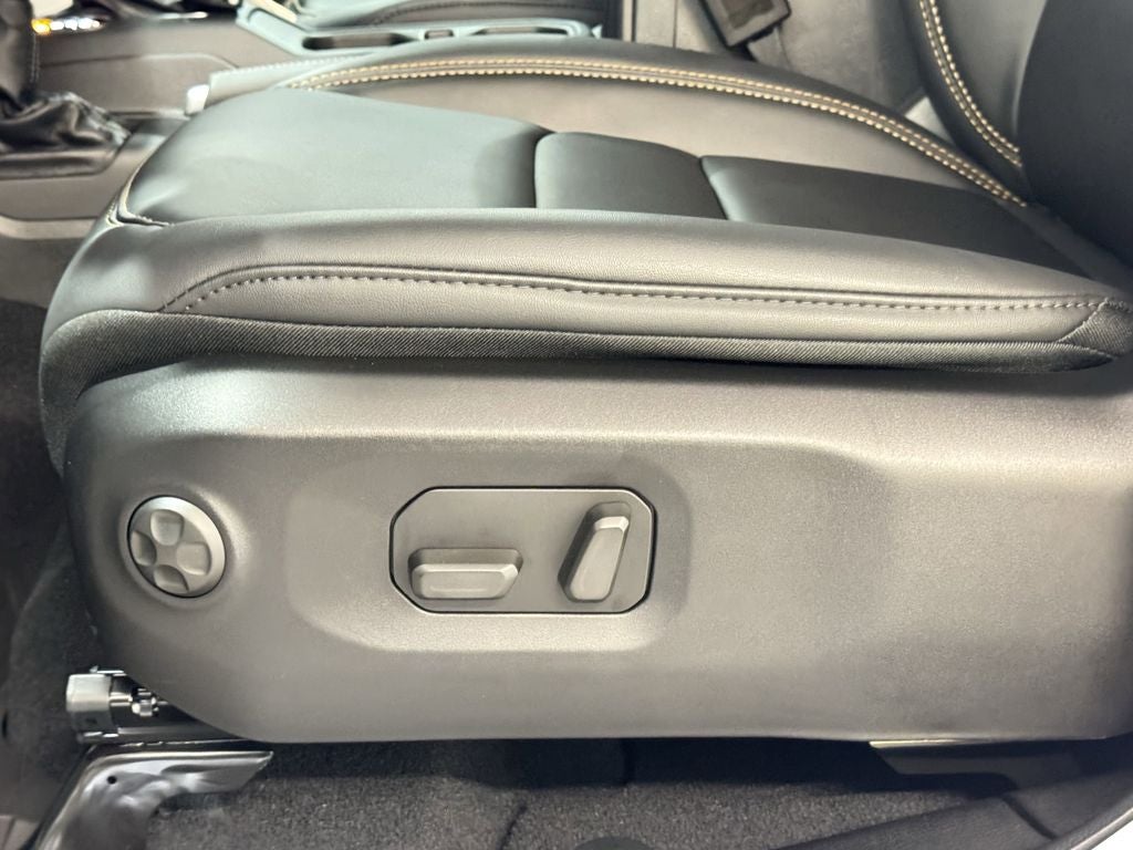 2025 Jeep Wrangler WRANGLER 4-DOOR RUBICON 392