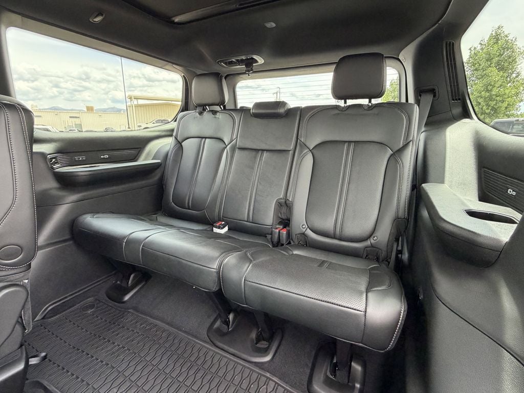 2026 Jeep Grand Wagoneer GRAND WAGONEER UPLAND 4X4