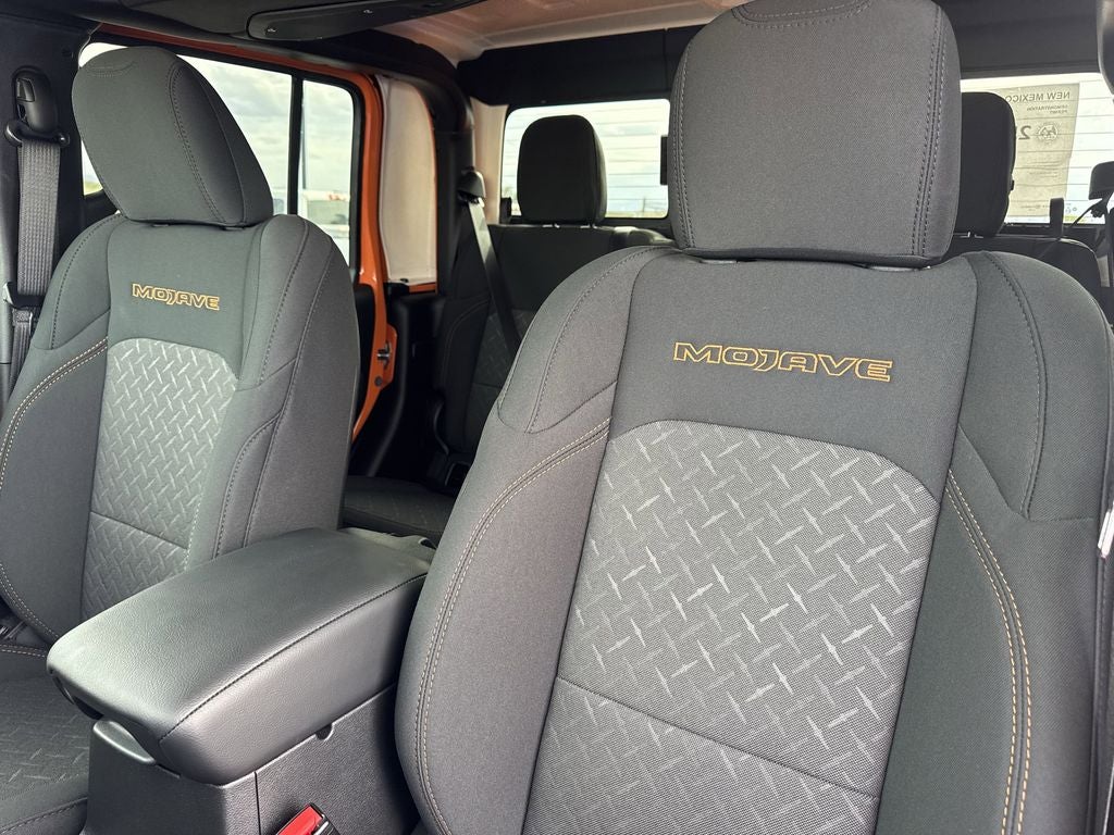 2025 Jeep Gladiator GLADIATOR MOJAVE 4X4