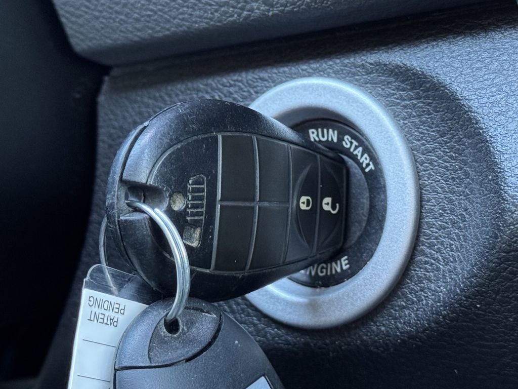 2019 RAM 1500 Classic SLT Crew Cab 4x4 6'4' Box