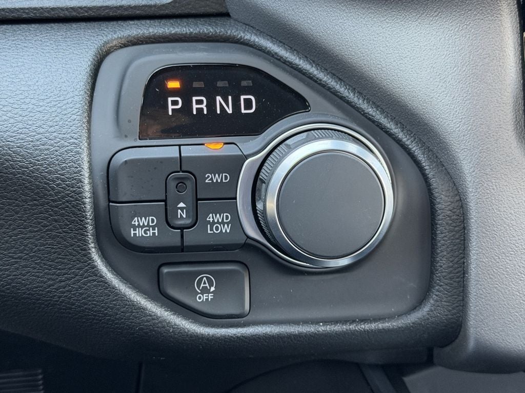 2026 RAM Ram 1500 RAM 1500 EXPRESS CREW CAB 4X4 5'7' BOX