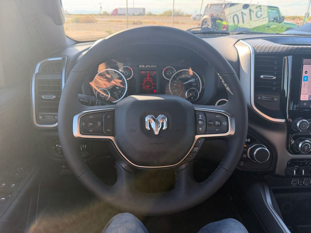 2027 RAM Ram 1500 RAM 1500 BIG HORN CREW CAB 4X4 5'7' BOX