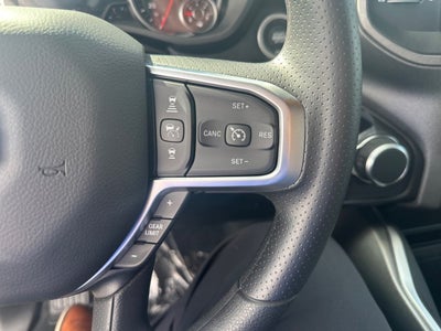 2027 RAM Ram 1500 RAM 1500 EXPRESS CREW CAB 4X4 5'7' BOX