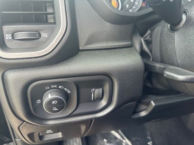 2027 RAM Ram 1500 RAM 1500 EXPRESS CREW CAB 4X4 5'7' BOX