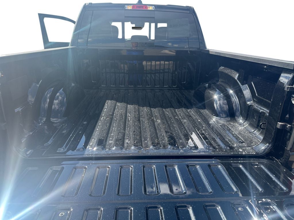 2027 RAM Ram 1500 RAM 1500 EXPRESS CREW CAB 4X4 5'7' BOX