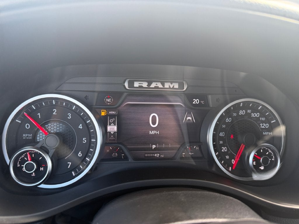 2026 RAM Ram 1500 RAM 1500 EXPRESS CREW CAB 4X4 5'7' BOX