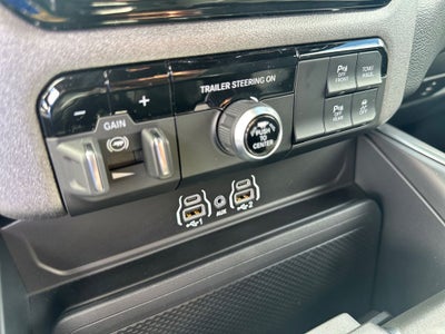 2027 RAM Ram 1500 RAM 1500 EXPRESS CREW CAB 4X4 5'7' BOX