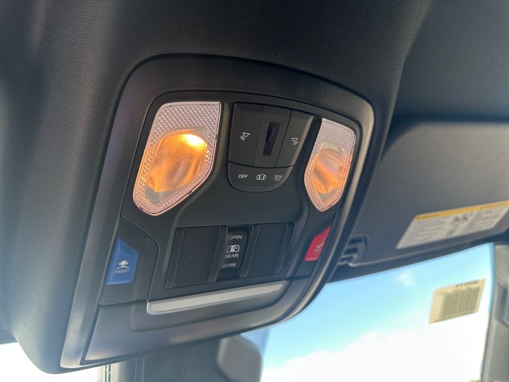 2027 RAM Ram 1500 RAM 1500 EXPRESS CREW CAB 4X4 5'7' BOX