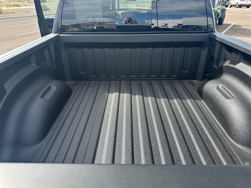 2027 RAM Ram 1500 RAM 1500 EXPRESS CREW CAB 4X4 5'7' BOX