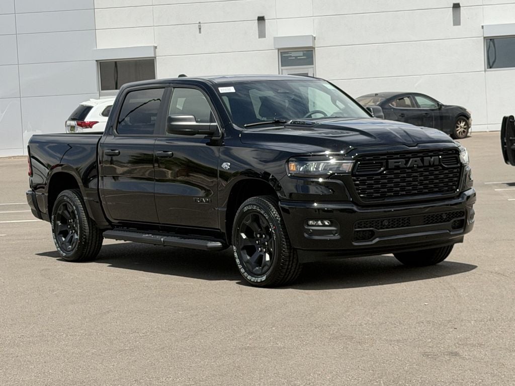2026 RAM Ram 1500 RAM 1500 EXPRESS CREW CAB 4X4 5'7' BOX