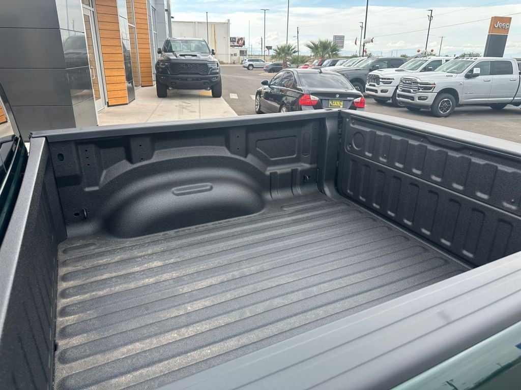 2027 RAM Ram 1500 RAM 1500 EXPRESS CREW CAB 4X4 5'7' BOX