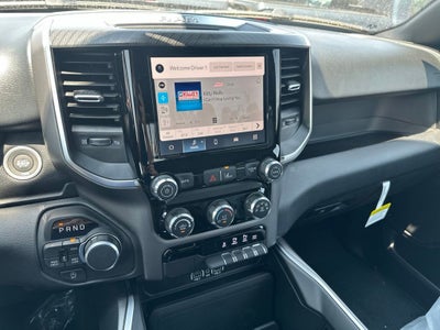 2026 RAM Ram 1500 RAM 1500 EXPRESS CREW CAB 4X4 5'7' BOX