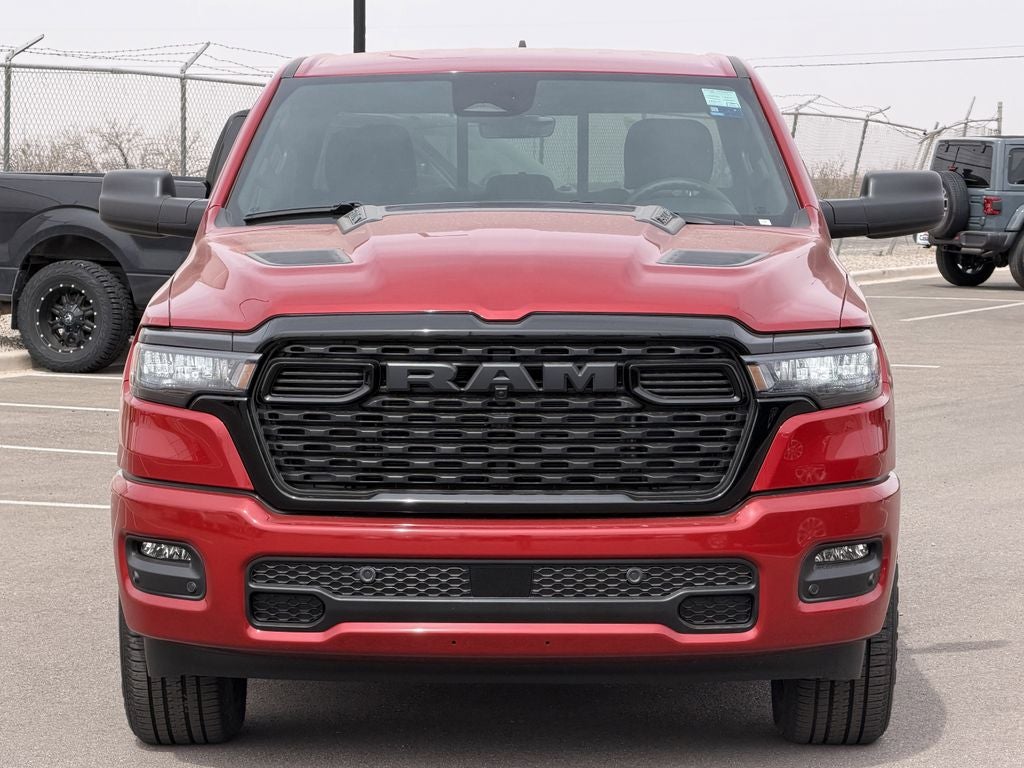 2026 RAM Ram 1500 RAM 1500 EXPRESS CREW CAB 4X4 5'7' BOX