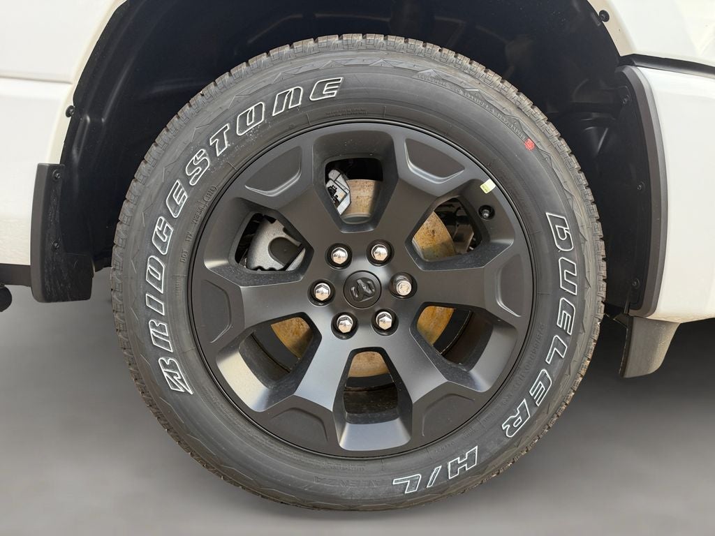 2026 RAM Ram 1500 RAM 1500 EXPRESS CREW CAB 4X4 5'7' BOX
