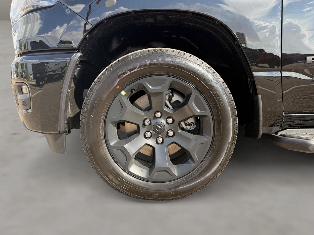 2026 RAM 1500 RAM 1500 EXPRESS CREW CAB 4X4 5'7' BOX