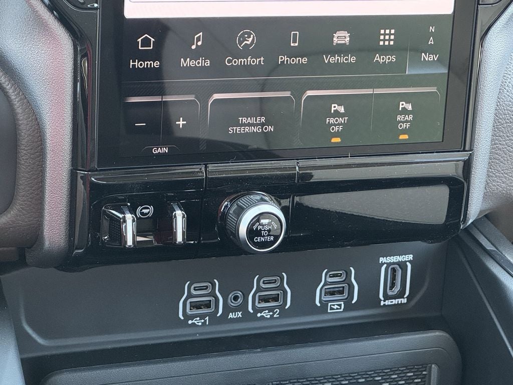 2025 RAM Ram 1500 RAM 1500 LARAMIE CREW CAB 4X4 5'7' BOX