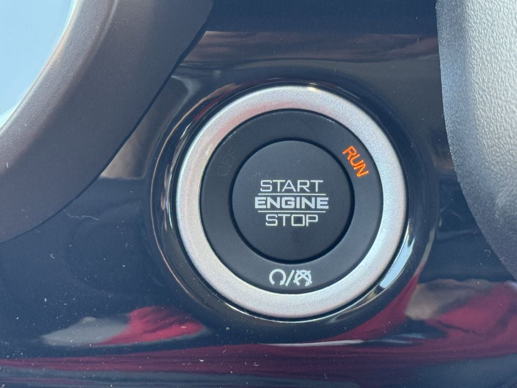 2025 RAM Ram 1500 RAM 1500 LARAMIE CREW CAB 4X4 5'7' BOX