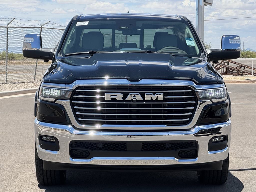 2025 RAM Ram 1500 RAM 1500 LARAMIE CREW CAB 4X4 5'7' BOX