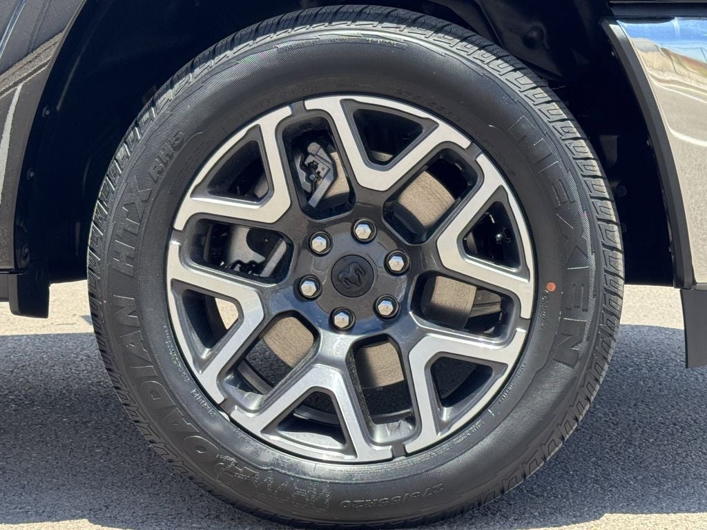 2025 RAM Ram 1500 RAM 1500 LARAMIE CREW CAB 4X4 5'7' BOX