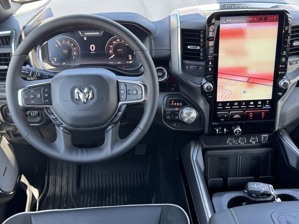 2025 RAM Ram 1500 RAM 1500 LARAMIE CREW CAB 4X4 5'7' BOX