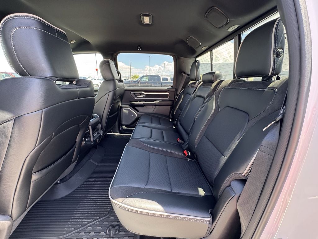 2025 RAM Ram 1500 RAM 1500 LARAMIE CREW CAB 4X4 5'7' BOX