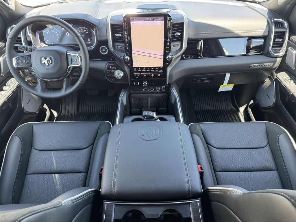 2025 RAM Ram 1500 RAM 1500 LARAMIE CREW CAB 4X4 5'7' BOX