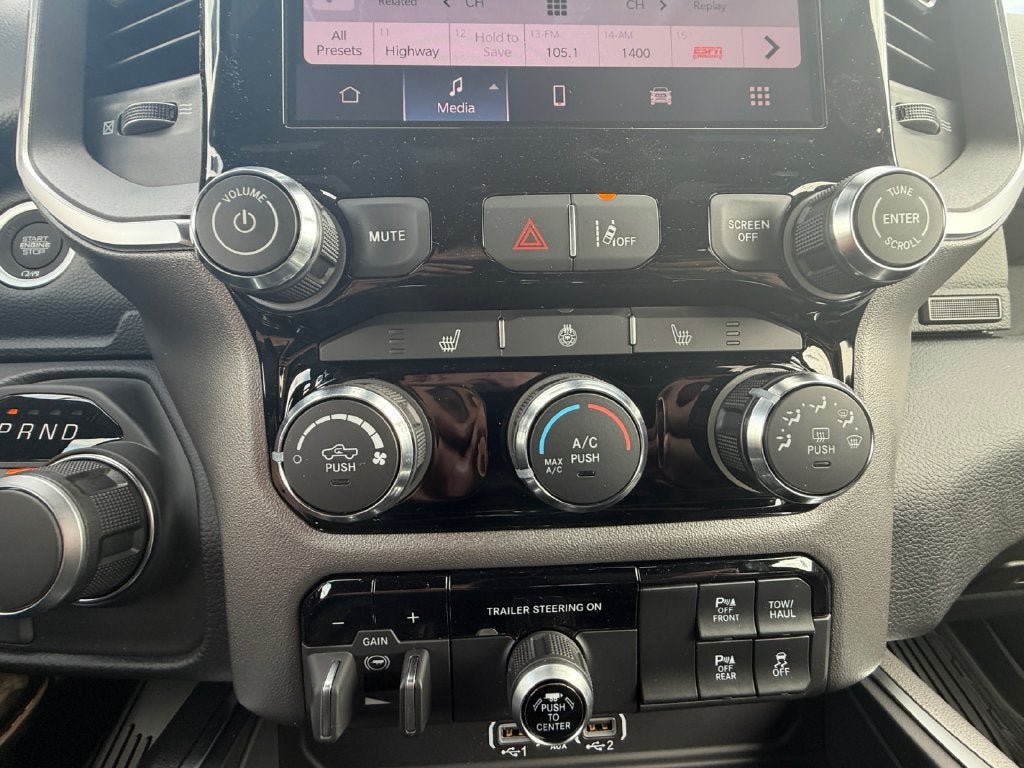 2027 RAM Ram 1500 RAM 1500 BIG HORN CREW CAB 4X4 6'4' BOX