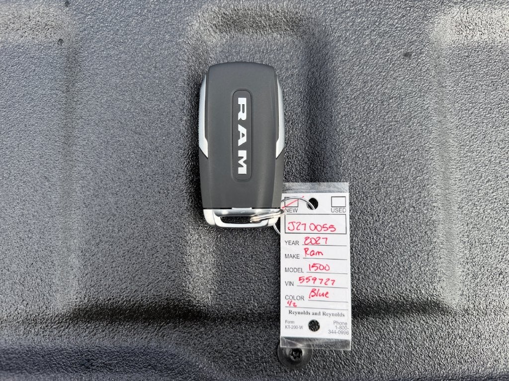 2027 RAM Ram 1500 RAM 1500 BIG HORN CREW CAB 4X4 6'4' BOX