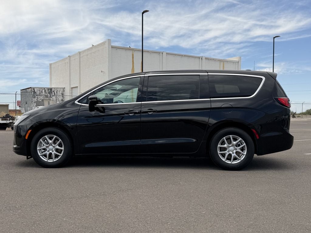 2027 Chrysler Pacifica PACIFICA SELECT