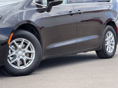2027 Chrysler Pacifica PACIFICA SELECT