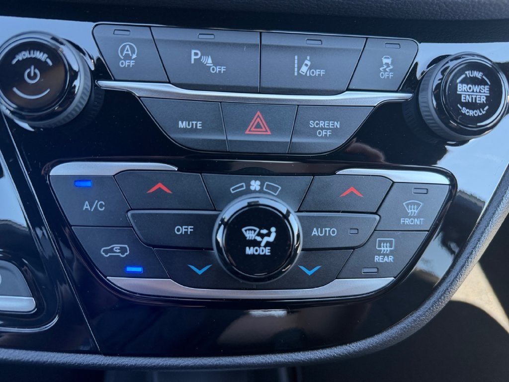 2027 Chrysler Pacifica PACIFICA SELECT